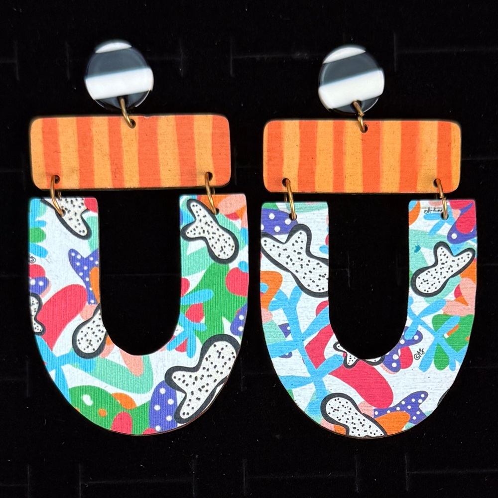 Bright Multicolored Lightweight Painted Costume P… - image 5